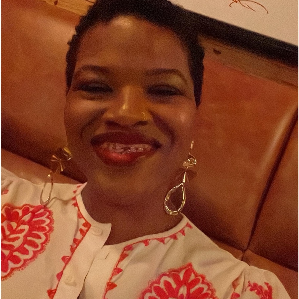 Meet Your Posher...Patty B!!! 😘 - Picture 7 of 10